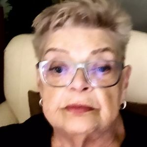 Meet your Posher, Jackie